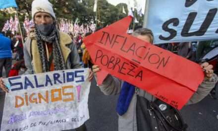 Pese al relato oficial, los salarios siguen sin recuperar el poder adquisitivo perdido