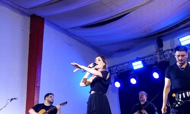 Natalia Pastorutti deslumbró en General Levalle con su show en el ciclo Verano y Cultura