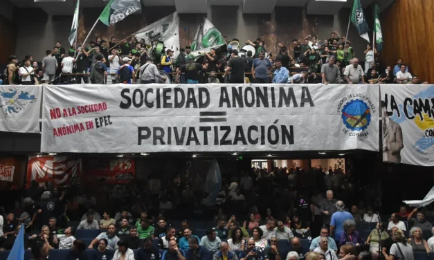 Luz y Fuerza presentó un amparo para impedir la transformación de EPEC en sociedad anónima