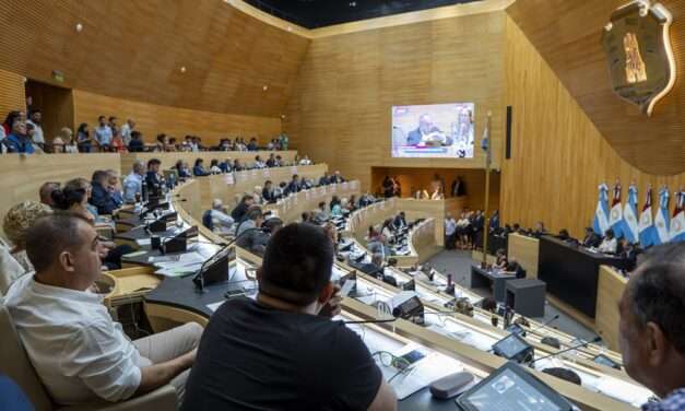La Legislatura aprobó nuevas normativas sobre niñez y adolescencia