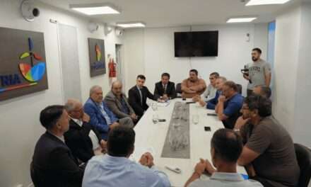 Se firmó el contrato de obra para la construcción de la línea aérea media tensión Villa Valeria – Nicolás Bruzone