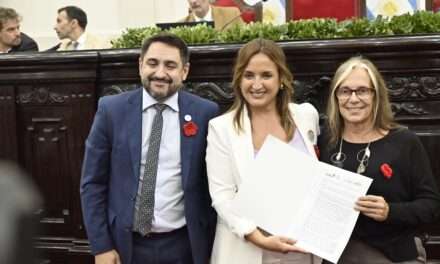 La Legislatura y la Provincia firmaron un convenio para la formación en Derechos Humanos