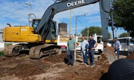 Villa María: Acccastello supervisó la obra de desagüe en la prolongación del bulevar Alvear