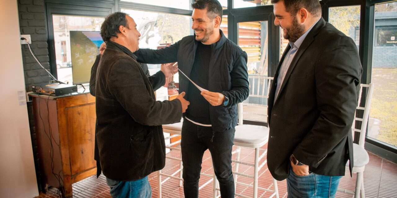 Río Tercero: entrega de fondos y equipamientos deportivos a los clubes de la ciudad