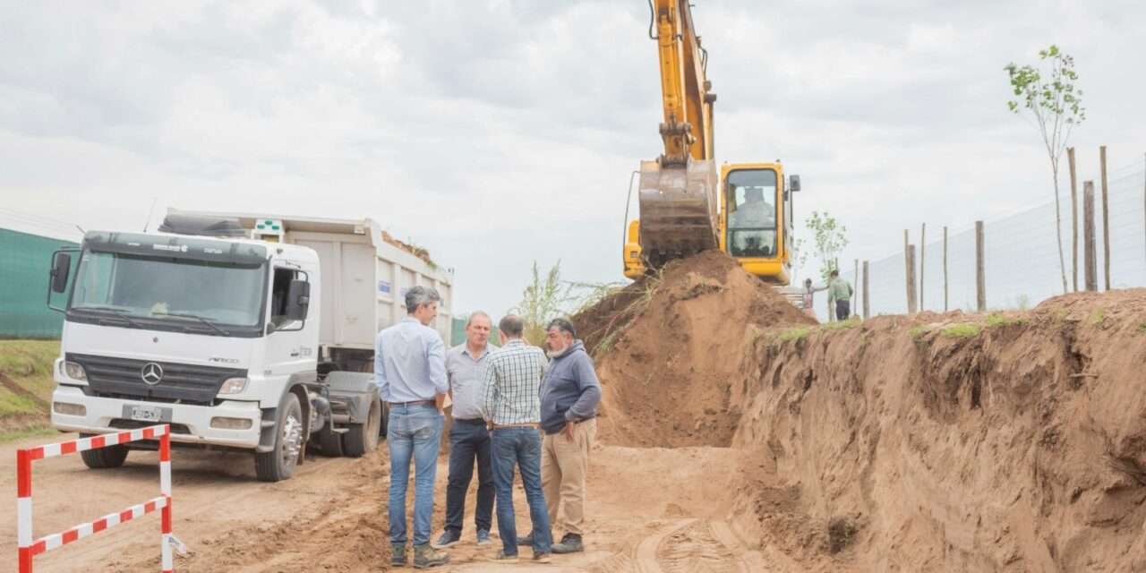 Avanzan las obras en el Colector Oeste que permitirá 9 mil conexiones de cloacas