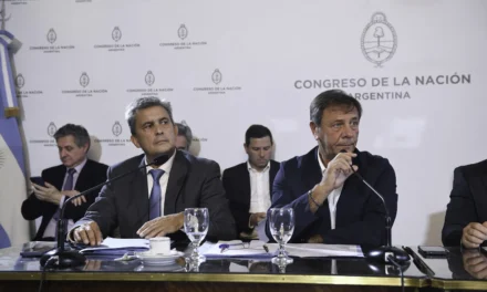 El oficialismo consiguió dictamen favorable para tratar el acuerdo con el FMI en Diputados