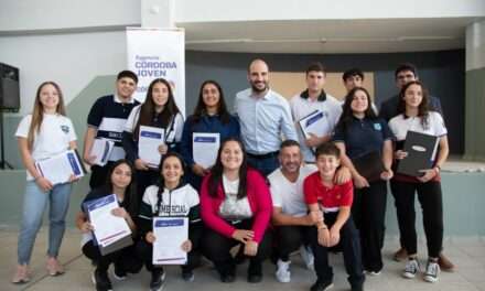 Córdoba Joven lanzó la edición 2025 del programa Estudiantes al Centro