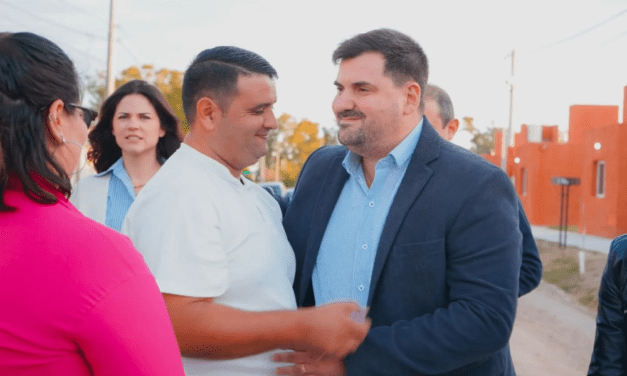 Diez familias de Laboulaye cumplen el sueño de la casa propia