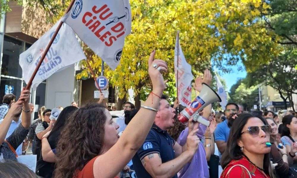 AGEPJ continúa plan de Lucha