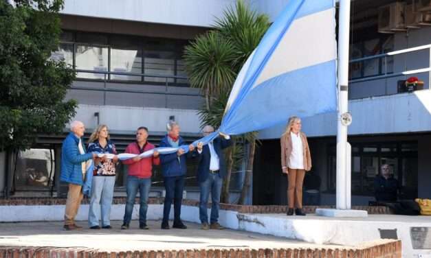 La UNRC cumple años  y celebra con un acto que liga dicha, arte y reclamo de fondos