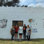En La Cautiva pintaron un mural conmemorativo para la mujer