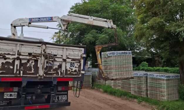 Italo Avanza con las Obras de Adoquinado
