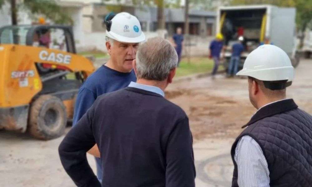 Mantenimiento de calles  en barrio Alberdi