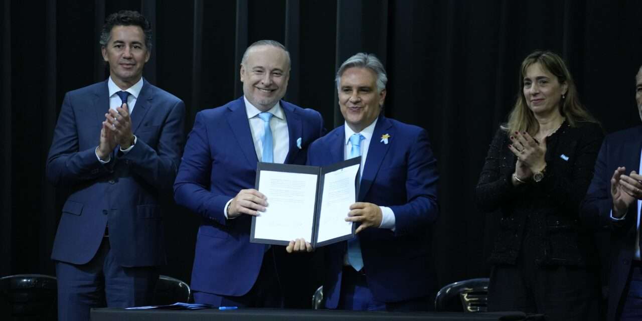 Villa María: con el apoyo de la provincia, Accastello anunció un plan de pavimentación de 400 cuadras