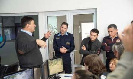 Río Cuarto: Presidentes de asociaciones vecinales recorrieron la Central de Monitoreo