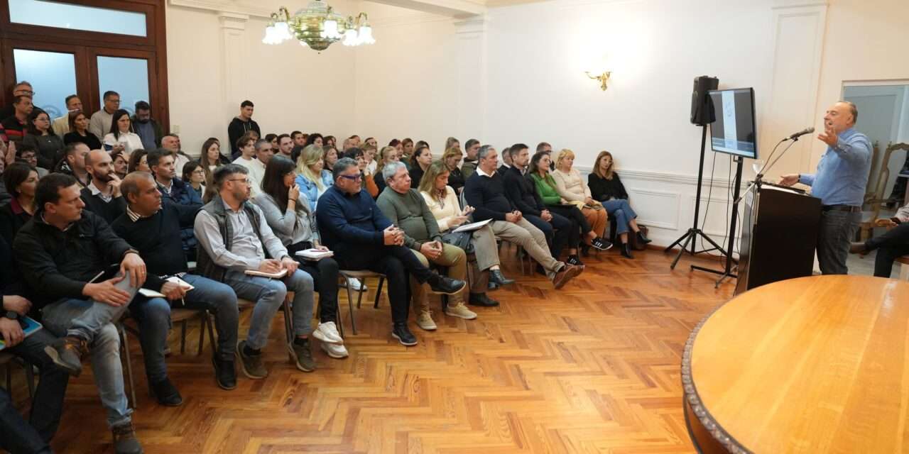 Villa María: el Municipio ejecutará el plan de 400 cuadras de pavimento en 18 barrios