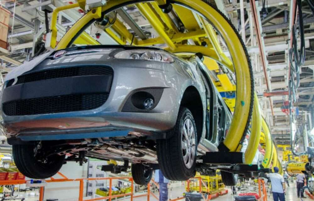 Industria automotriz: la producción nacional registró una baja interanual del 3,7%