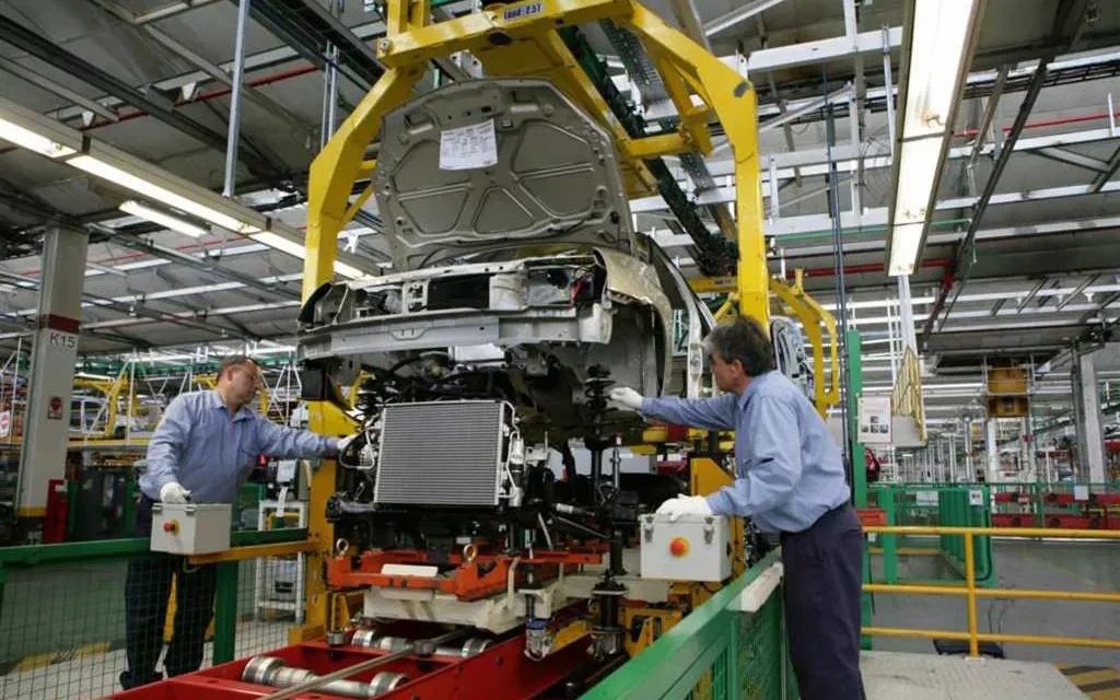 La industria en caída libre: en marzo utilizó el 54,4% de capacidad instalada