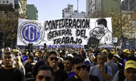 La CGT presentará un amparo contra el DNU que limita el derecho a huelga