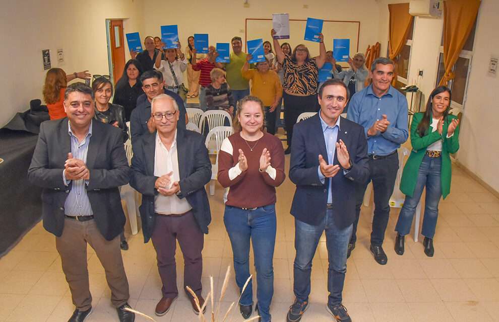 Del Campillo: Más familias accedieron a sus resoluciones posesorias