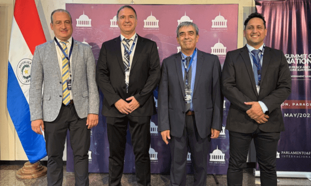 Córdoba compartió su modelo educativo en la Cumbre de Naciones por la Paz y la Reconciliación