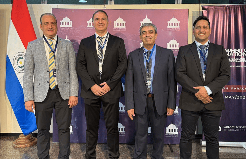 Córdoba compartió su modelo educativo en la Cumbre de Naciones por la Paz y la Reconciliación