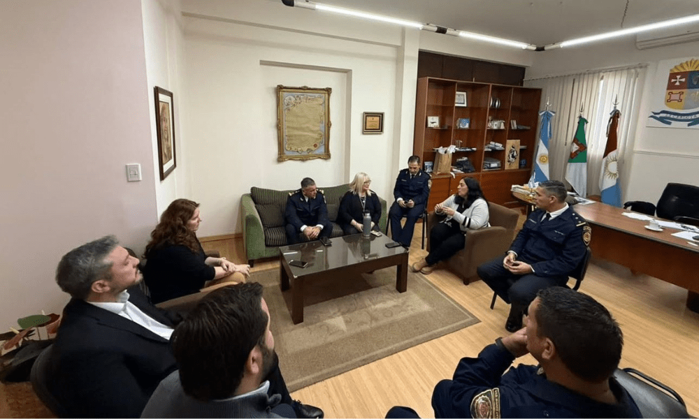 Reunión entre la Intendenta Natalia Bellón y el Equipo Judicial de La Carlota