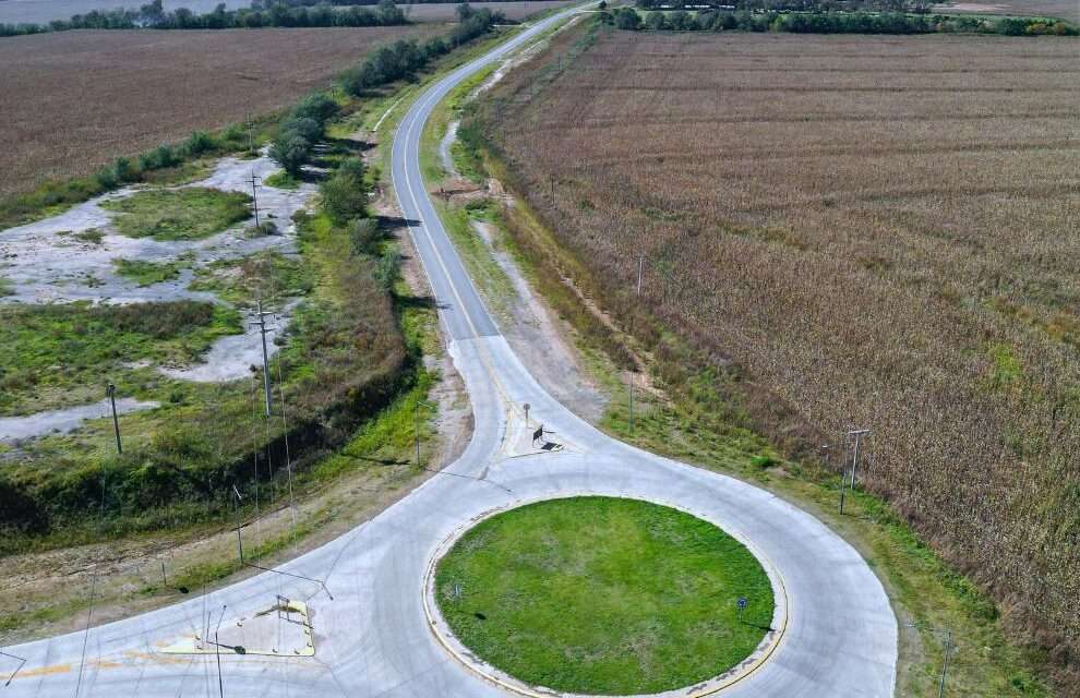 Infraestructura rural: Etapa final de la pavimentación del camino Río de los Sauces – Elena