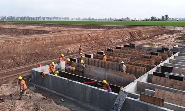 Laboulaye: La planta depuradora de líquidos cloacales registra un 50% del avance de obra