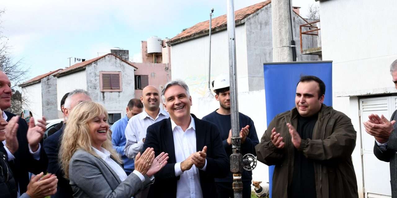 Llaryora inauguró el gas natural en la Universidad Nacional de Río Cuarto