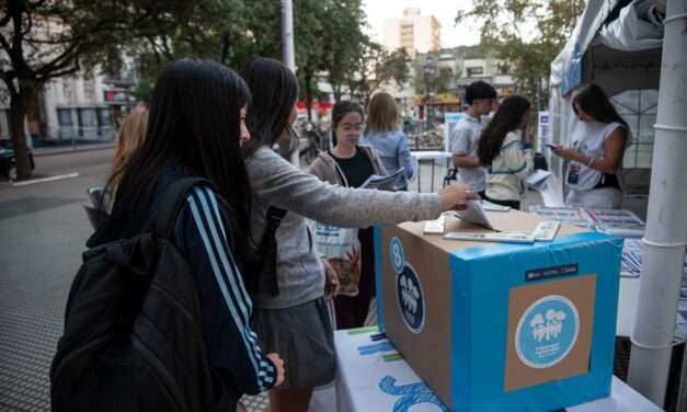 Presupuesto Participativo: ya funciona la carpa de votación en Plaza Roca