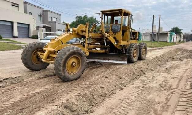 Villa Nueva: Comenzó la obra de pavimentación en avenida Padre Hugo Salvato