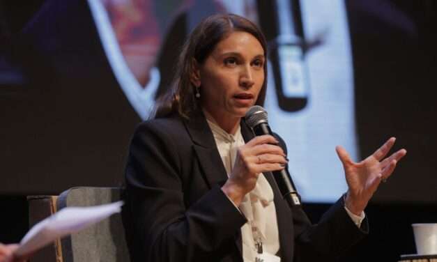 La ministra Victoria Flores representó a Córdoba en el Foro Mundial de Economía Circular