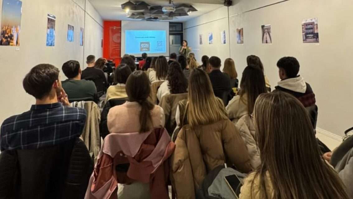 Charla sobre Neuroarquitectura y su Impacto en la Calidad de Vida