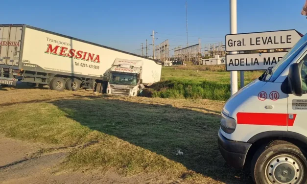 Trágico accidente en el acceso a General Levalle reavivó el reclamo por una rotonda