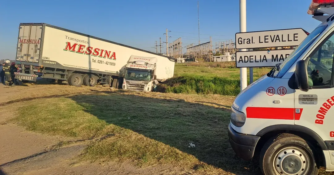 Trágico accidente en el acceso a General Levalle reavivó el reclamo por una rotonda