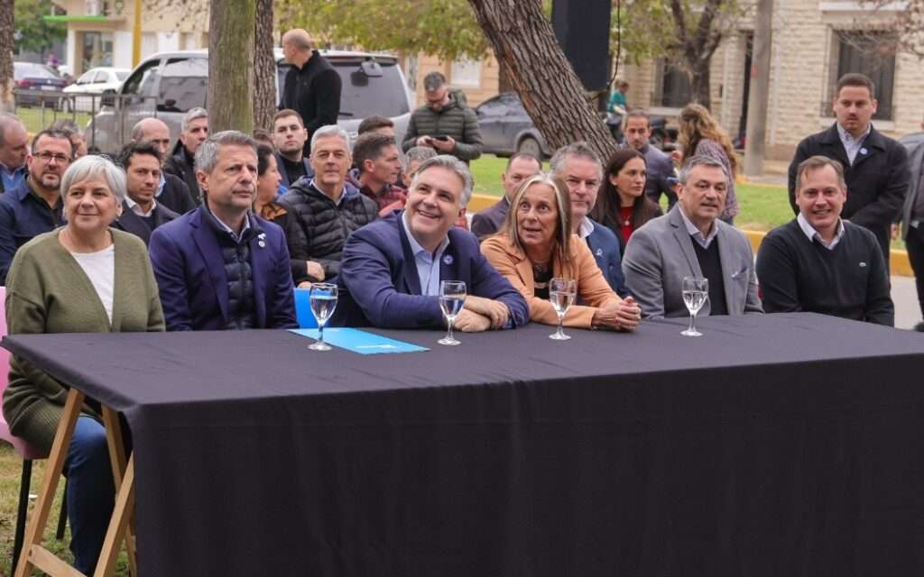 San Francisco: Llaryora inauguró la puesta en valor de la Residencia Infanto Juvenil de Varones