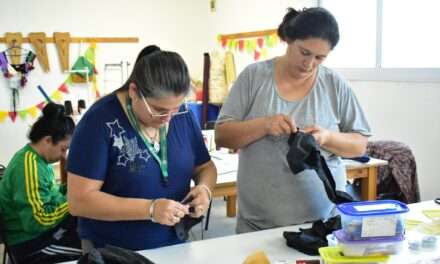Monte de los Gauchos: comenzó el taller Municipal de Costura
