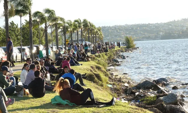 Más de un millón de turistas se movilizaron durante el fin de semana largo en todo el país