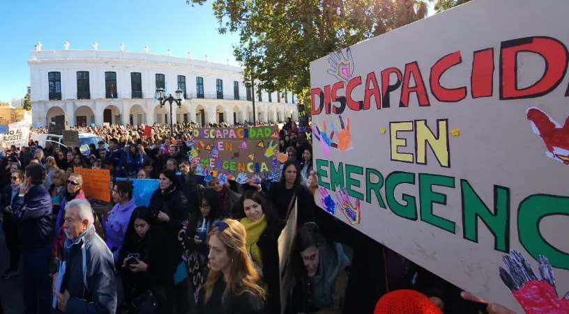 Una multitud se manifestó en Córdoba y el país por la «Emergencia en Discapacidad»
