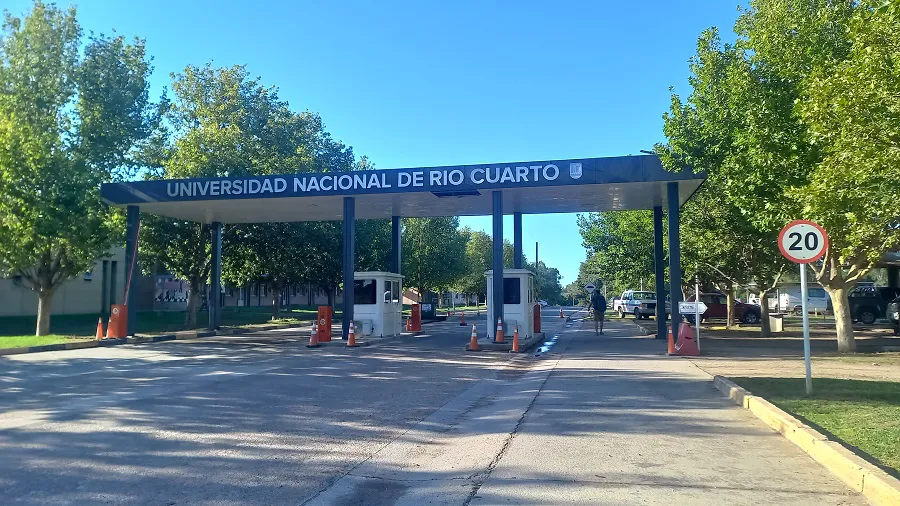UNRC: Concursos públicos y abiertos nodocentes en Automotores, la UTI y Exactas