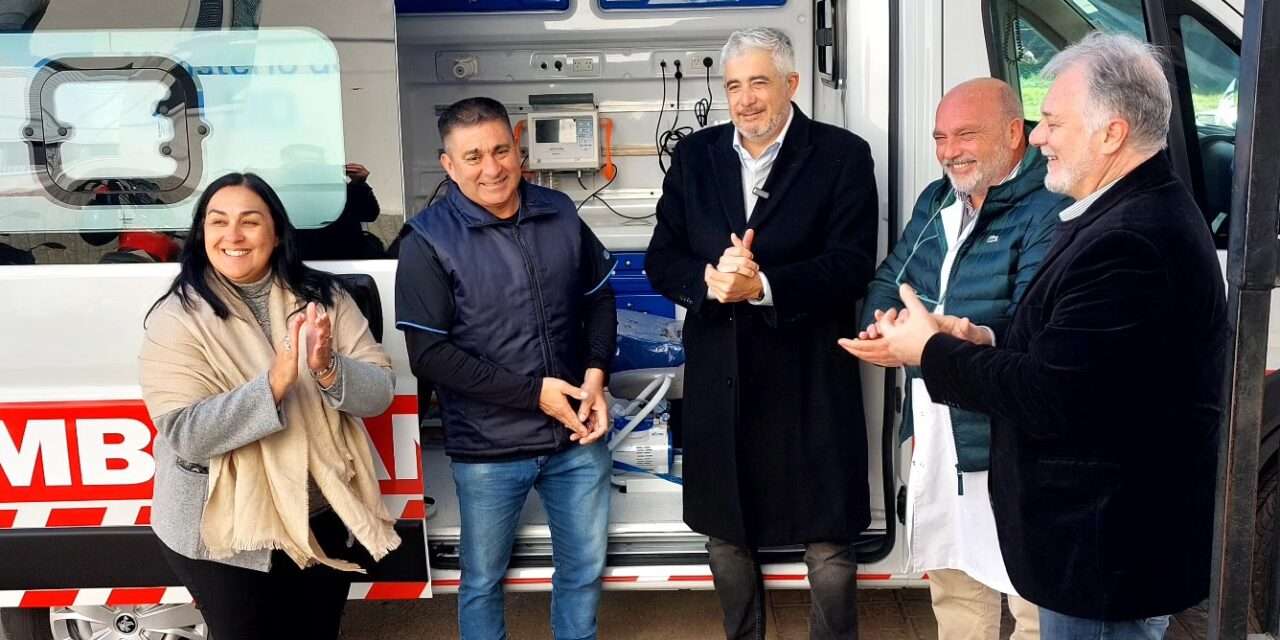 El Hospital San Antonio de La Carlota incorporó una ambulancia de alta complejidad