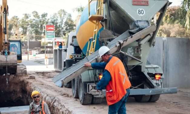 Avance de Obra del Desagüe en Avenida Sagrada Familia