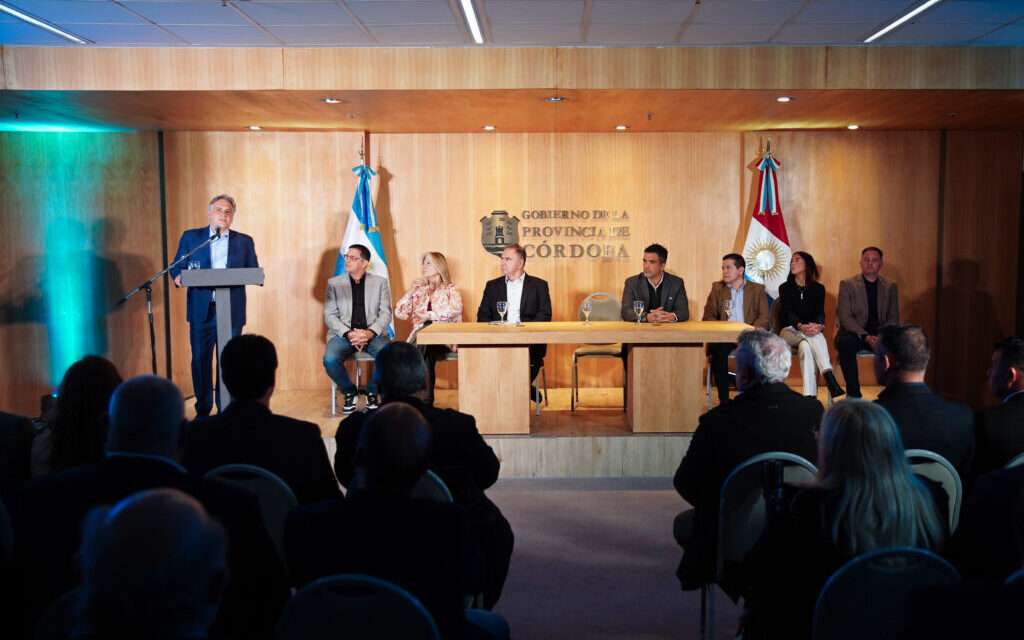 Infraestructura escolar: La Provincia financia obras con una inversión histórica de $8.400 millones