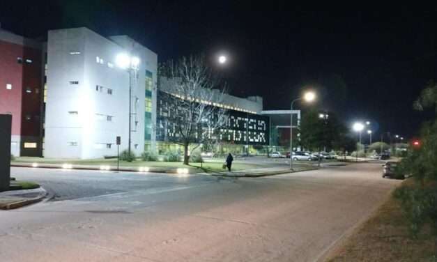 Programa 100% Luces LED: Se renovó la luminaria externa del Hospital Regional Pasteur