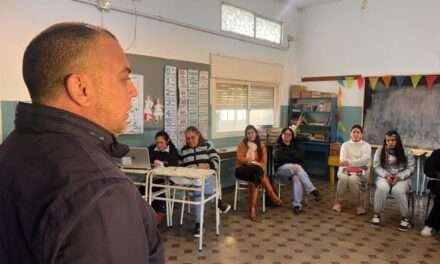 Villa Nueva: Campaña de vacunación contra la fiebre hemorrágica y capacitación en salud en la zona rural