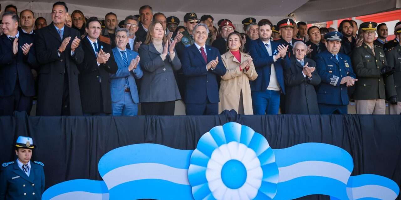 Llaryora llamó a construir “una Nación unida, que pueda consensuar acuerdos para construir futuro”