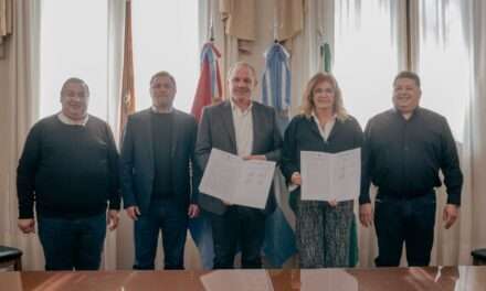 El Municipio firmó un convenio con el Colegio Medico para capacitar a Cuidadores Domiciliarios