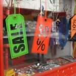 Ni ofertas, ni cuotas alcanzan para repuntar el consumo: «El 50% de las personas no llega a fin de mes»