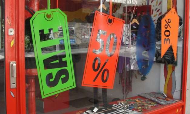Ni ofertas, ni cuotas alcanzan para repuntar el consumo: «El 50% de las personas no llega a fin de mes»
